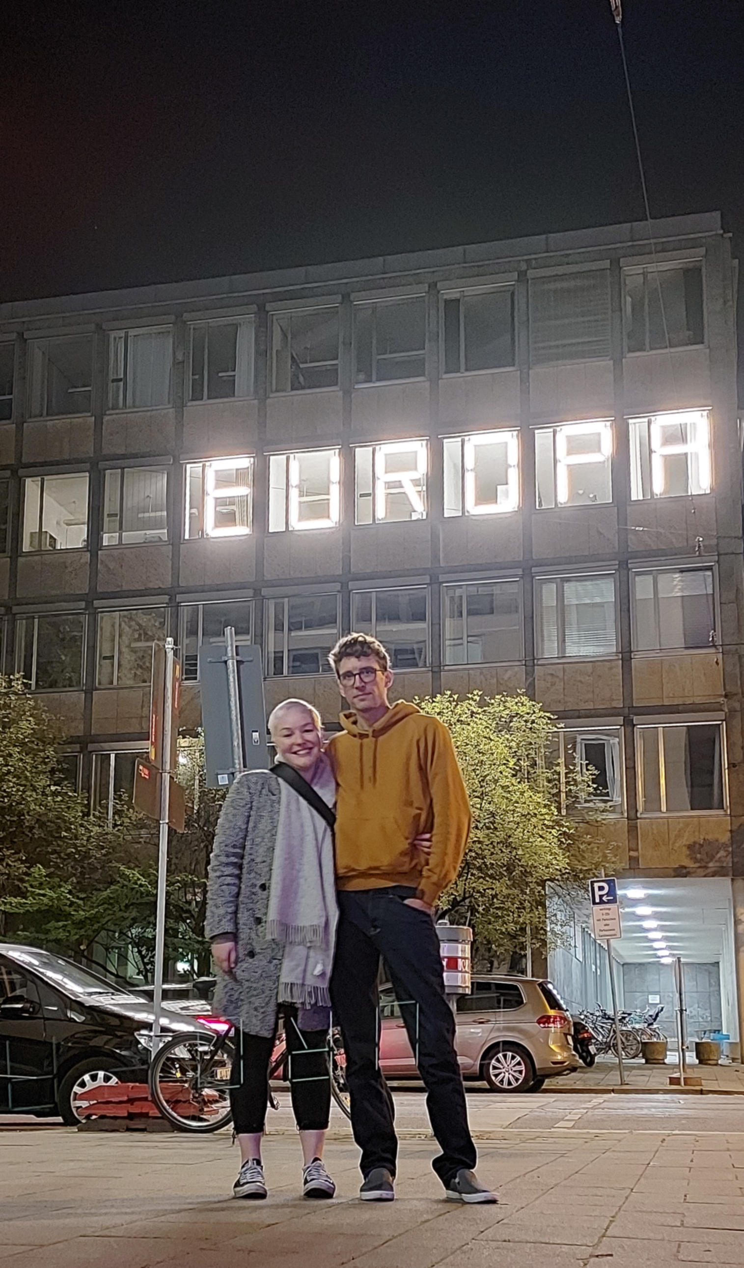 Photo: Europa Neons. Florian Sesser 2021.